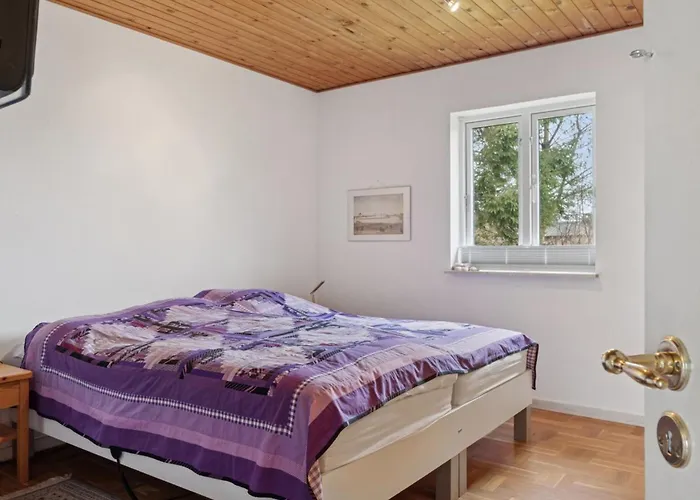 Jenvold - 950m From The Sea By Interhome Dronningmolle
